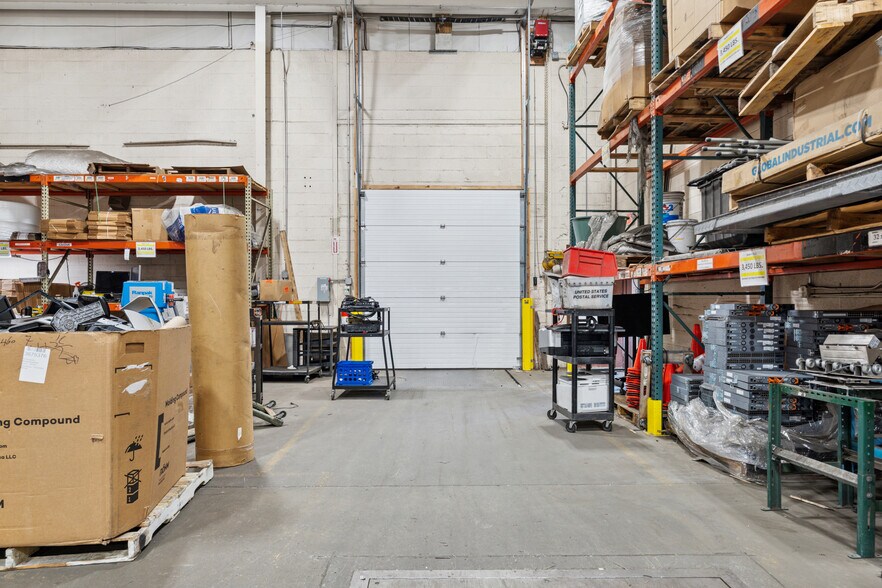 More Photos Of 122 Avenue of Industry, Waterbury Distribution For Sale