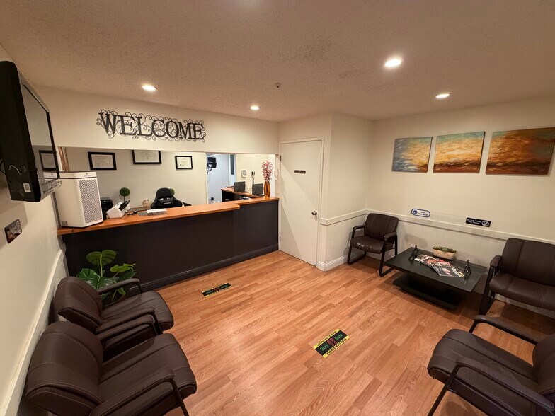 More Photos Of 1832 Avondale Ave, Sacramento Medical For Sale