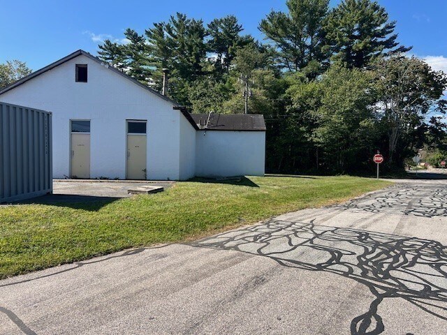 More Photos Of 413 Wareham Rd, Marion Freestanding For Sale