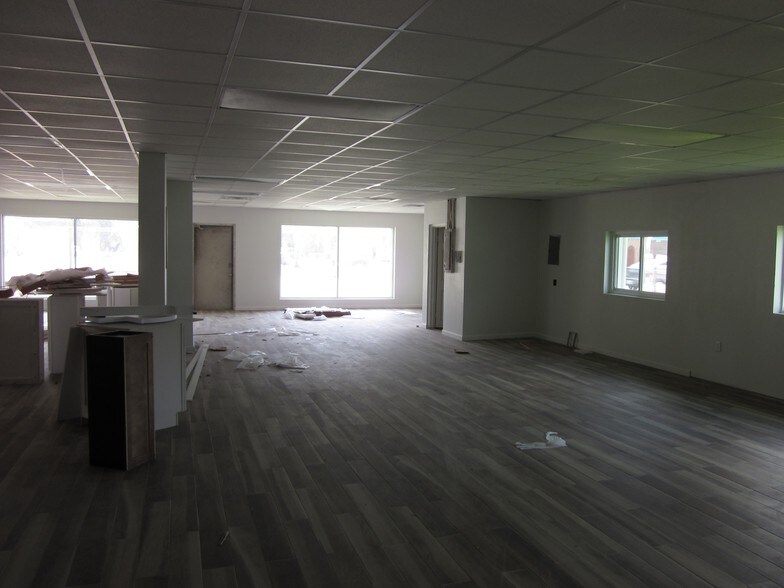 More Photos Of 311 S Burnside Ave, Gonzales Freestanding For Lease