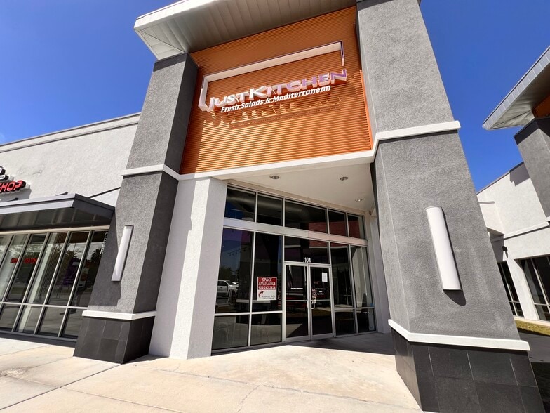 More Photos Of 13423 Beach Blvd, Jacksonville General Retail For Lease