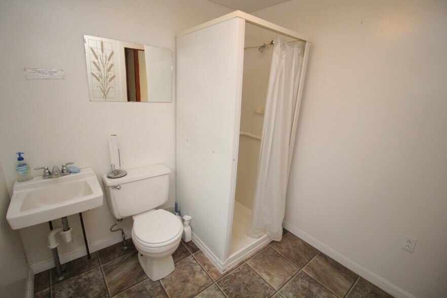 More Photos Of 107 Water Street, Farmington Office For Sale