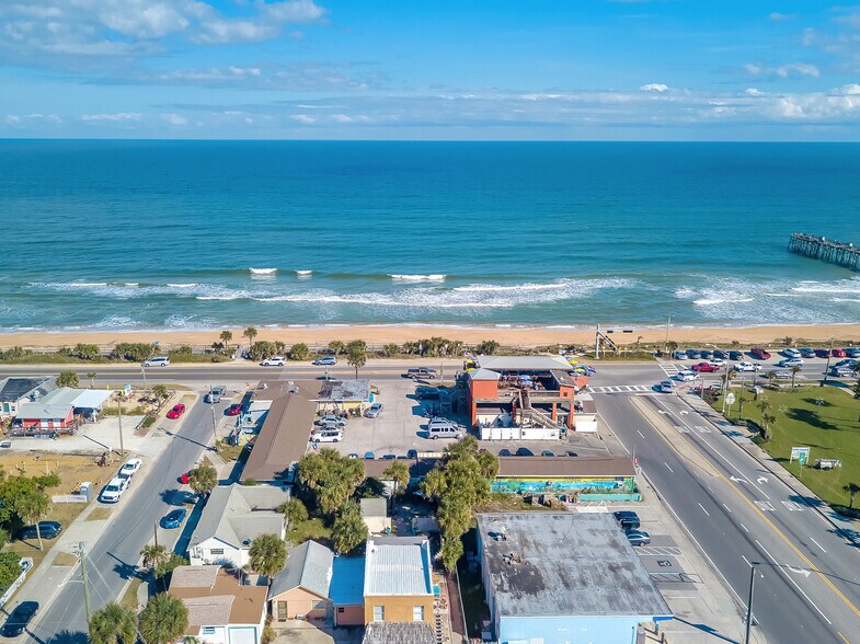 More Photos Of 101 Oceanshore Blvd, Flagler Beach Bar For Sale