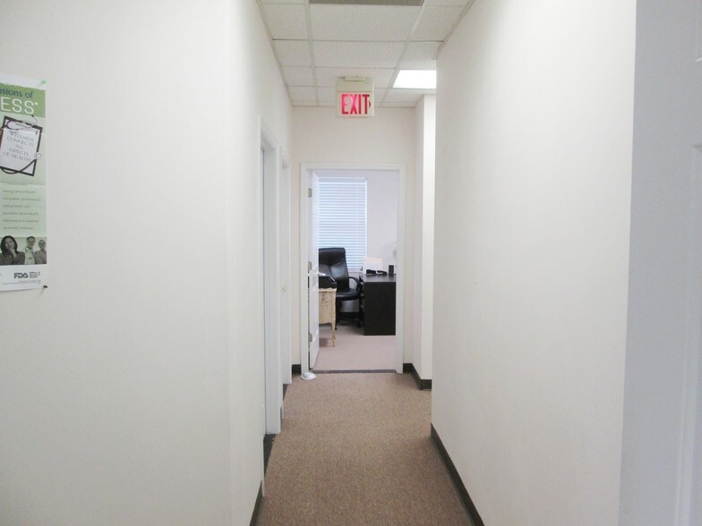 More Photos Of 4634 Lawrenceville Hwy NW, Lilburn Office For Lease