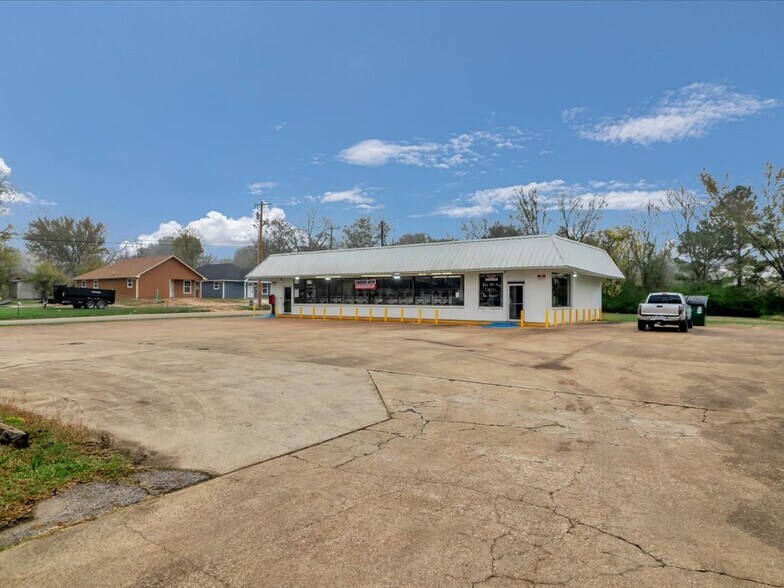 More Photos Of ,  General Retail For Sale