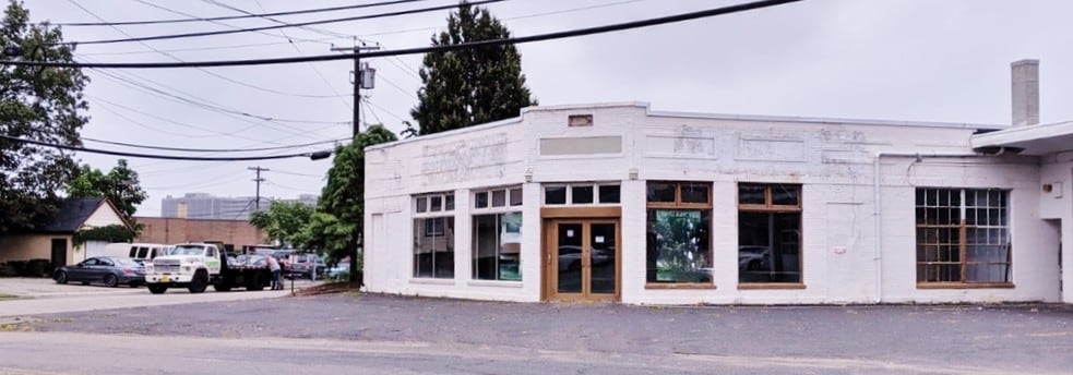More Photos Of 26-30 Johnson Ave, Hackensack Freestanding For Lease