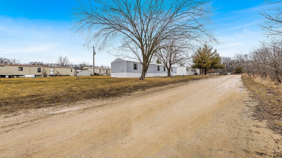 More Photos Of 100 Circle Dr, Foley Light Distribution For Sale