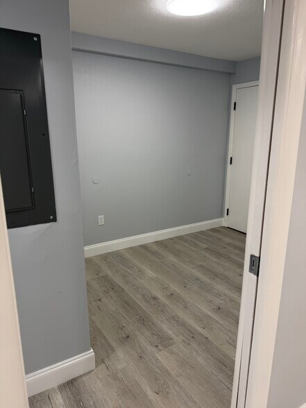 More Photos Of 100 Lake Shore Dr, Altamonte Springs Medical For Lease