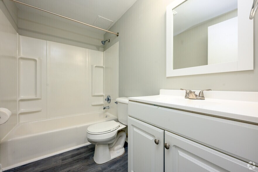 More Photos Of 4037 S Rose St, Kalamazoo Apartments For Sale