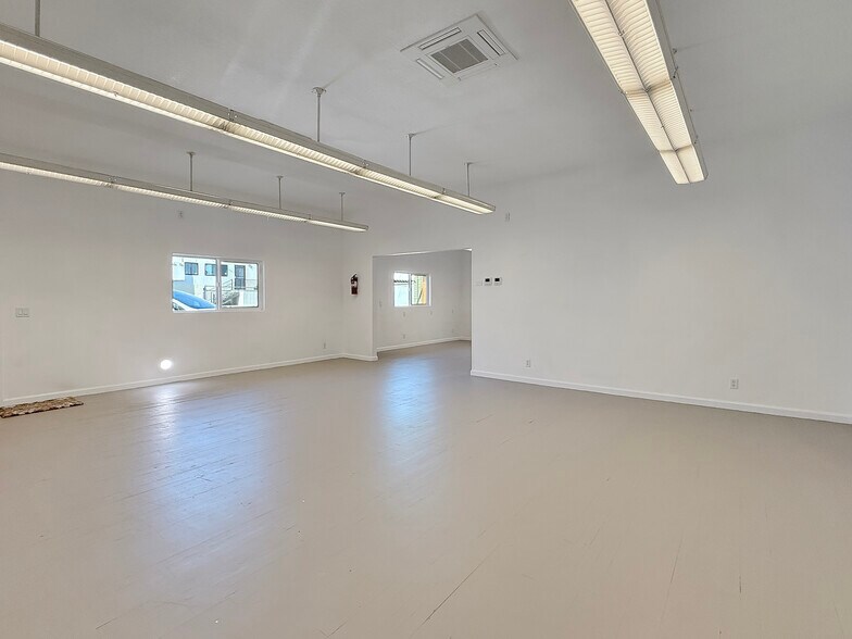 More Photos Of 36805 Cathedral Canyon Dr, Cathedral City Industrial For Sale