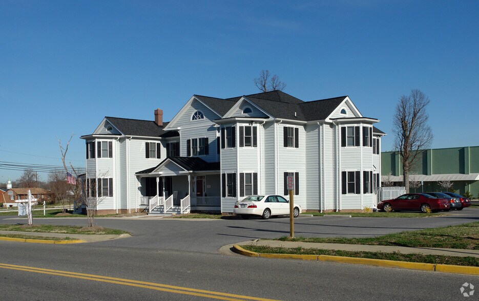 More Photos Of 106 Saint Marys Ave, La Plata Office For Lease