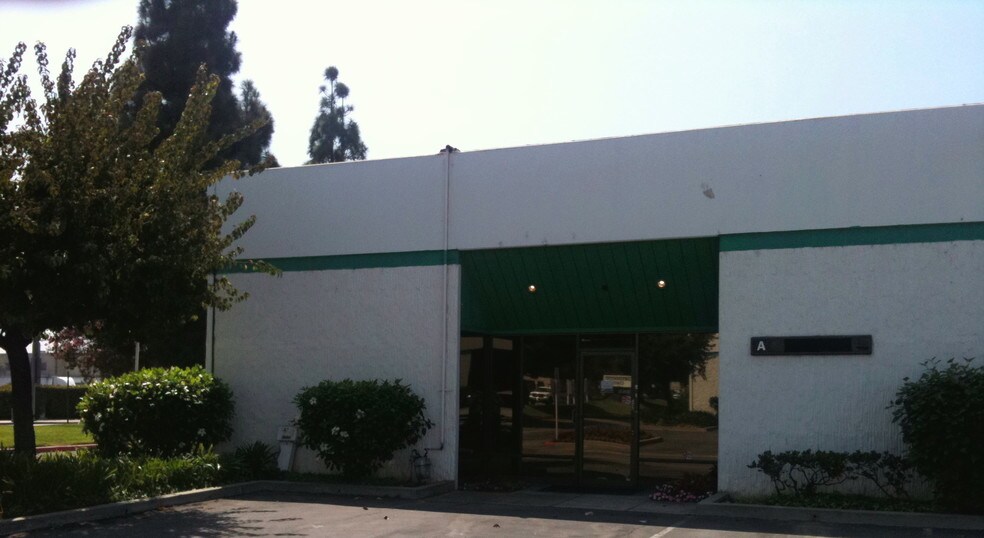 More Photos Of 909 S Greenwood Ave, Montebello Warehouse For Lease