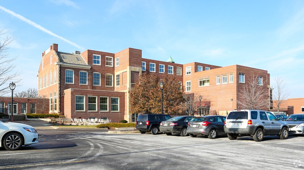 More Photos Of 4650 N Port Washington Rd, Glendale Office For Lease
