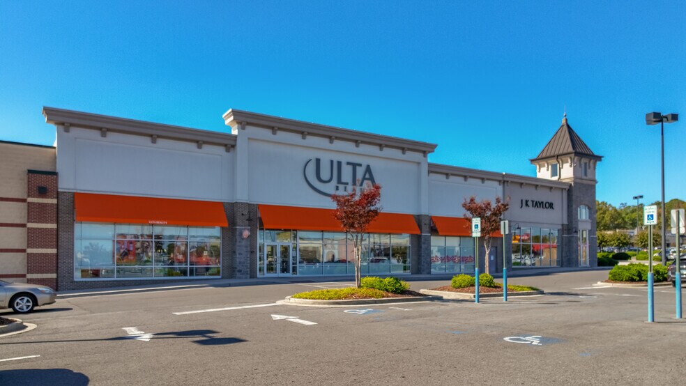 More Photos Of 1216 Cullman Shopping Ctr NW, Cullman Unknown For Lease