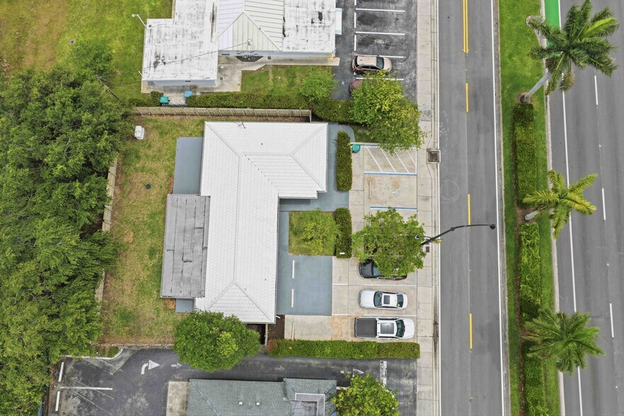 More Photos Of 940 State Road 7, Fort Lauderdale Office For Sale