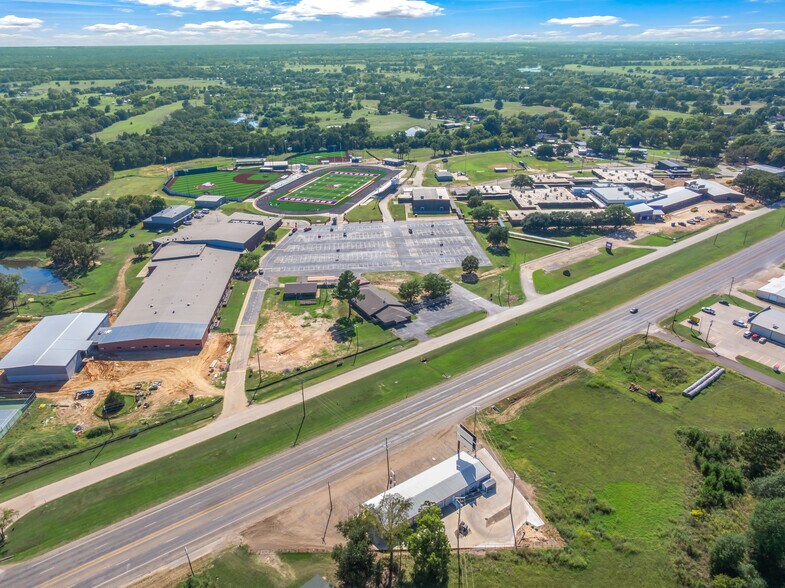 More Photos Of 15996 Highway 80, Edgewood Flex For Sale