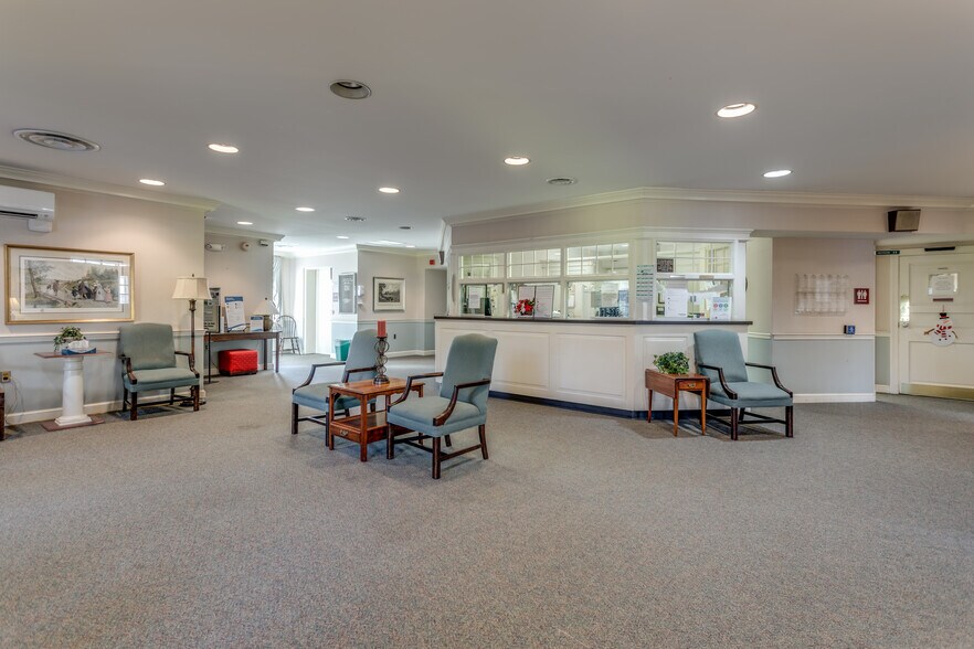 More Photos Of 20 S Stewart St, Winchester Medical For Sale