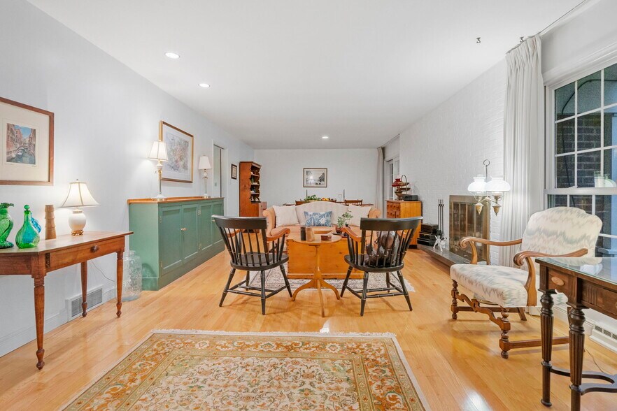 More Photos Of 6 Arbor Dr, Glens Falls Office For Sale