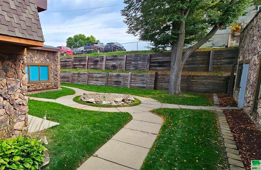 More Photos Of 700 Jackson St, Sioux City Medical For Sale