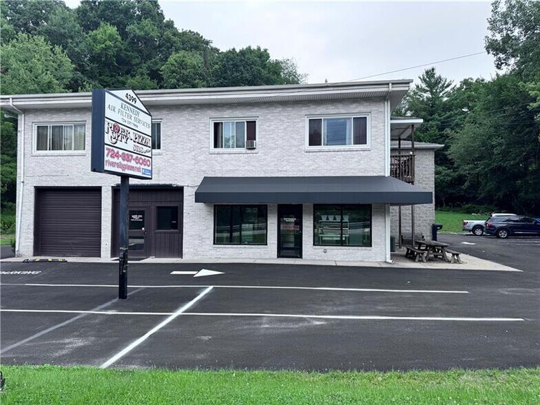 Primary Photo Of 4399 Leechburg Rd, New Kensington General Retail For Sale