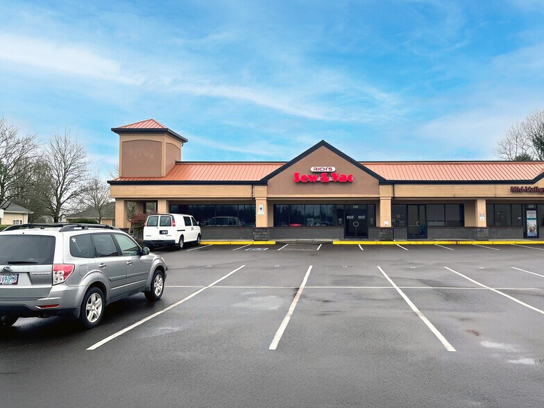 More Photos Of 2306-2318 Heritage Way, Albany Freestanding For Lease