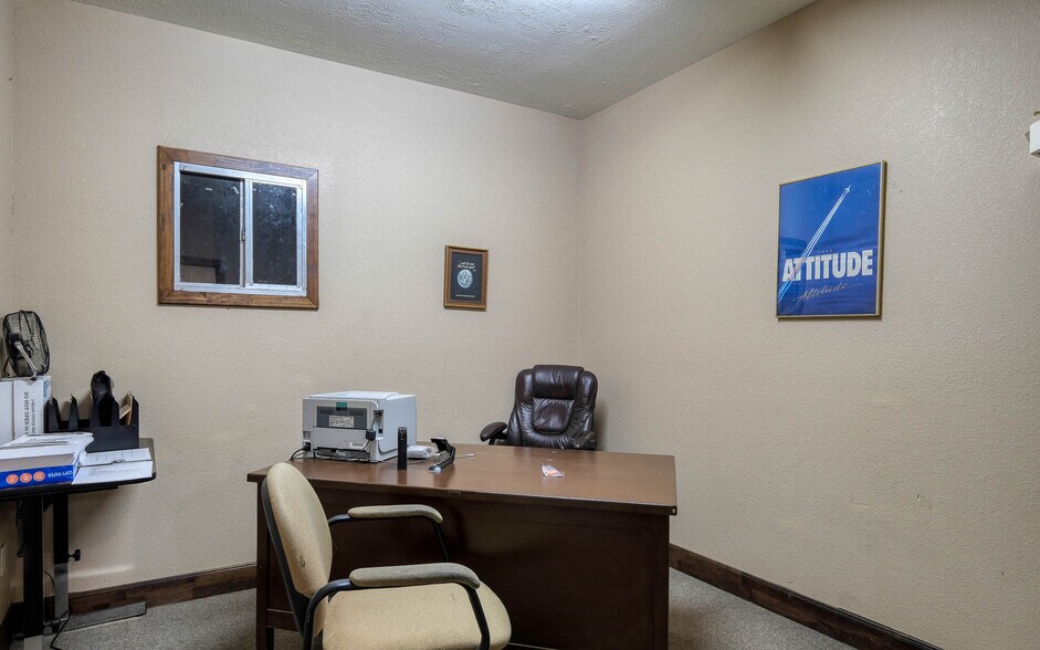 More Photos Of 48600 US-290 BUS, Hempstead Land For Sale