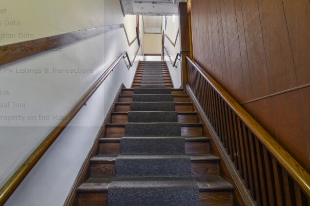 More Photos Of 118 E Main St, Dwight General Retail For Sale