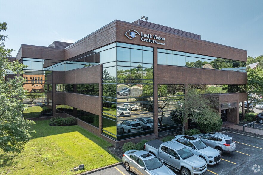 More Photos Of 6500 Rockside Rd, Independence Office For Sale