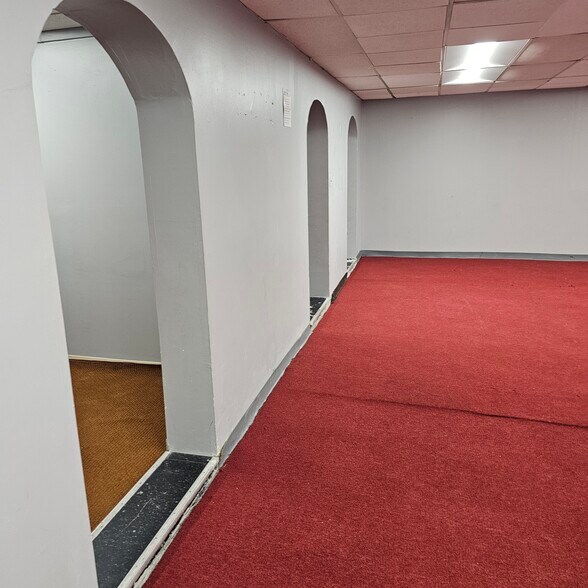 More Photos Of 7930 Pulaski Hwy, Rosedale Warehouse For Lease