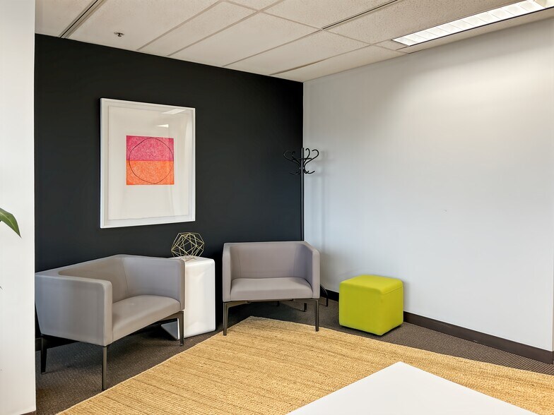 More Photos Of 999 18th St, Denver Coworking Space