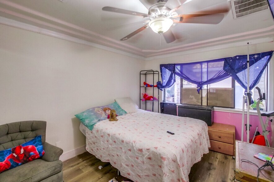 More Photos Of 215 Willie James Jones Ave, San Diego Apartments For Sale