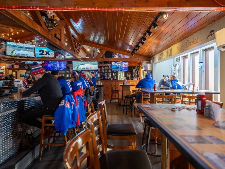 More Photos Of 4300 Abbott Rd, Orchard Park Restaurant For Sale