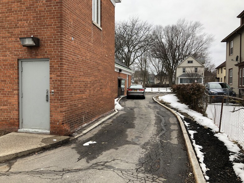 More Photos Of 532 Chili Ave, Rochester Bank For Sale