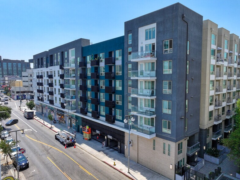 More Photos Of 232 E 2nd St, Los Angeles Apartments For Lease