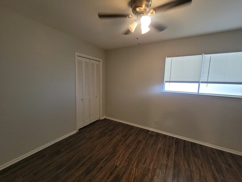 More Photos Of 521 Southtrail Dr, San Antonio Multifamily For Sale