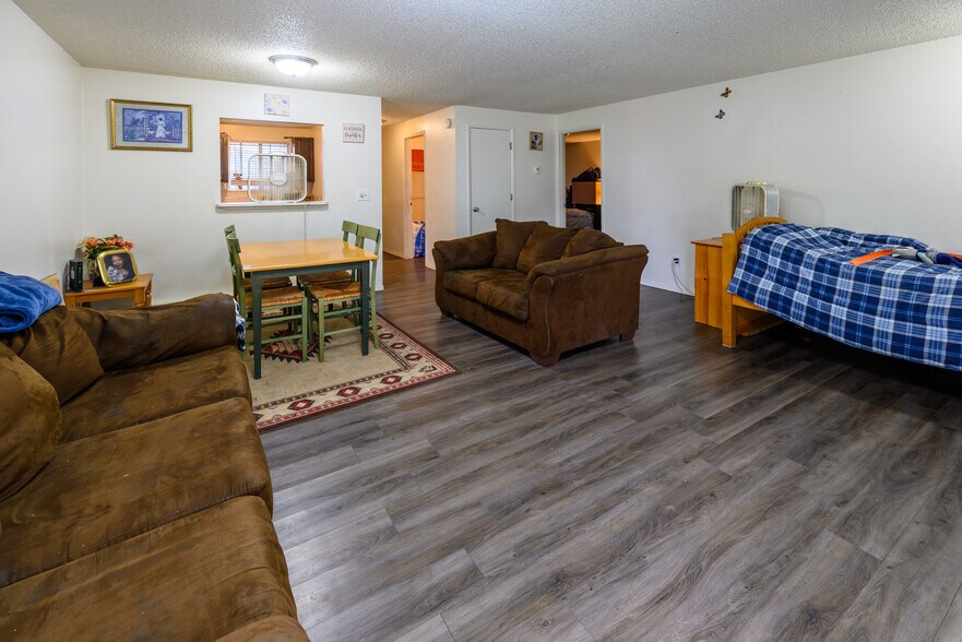 More Photos Of 2125 SW Xero Ln, Redmond Apartments For Sale