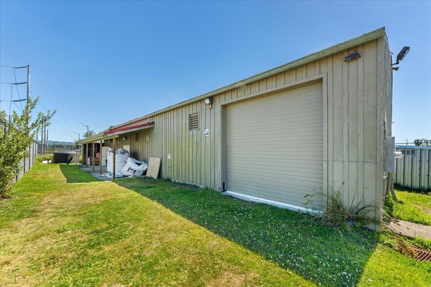 More Photos Of 2546 US-101, Ilwaco Industrial For Sale