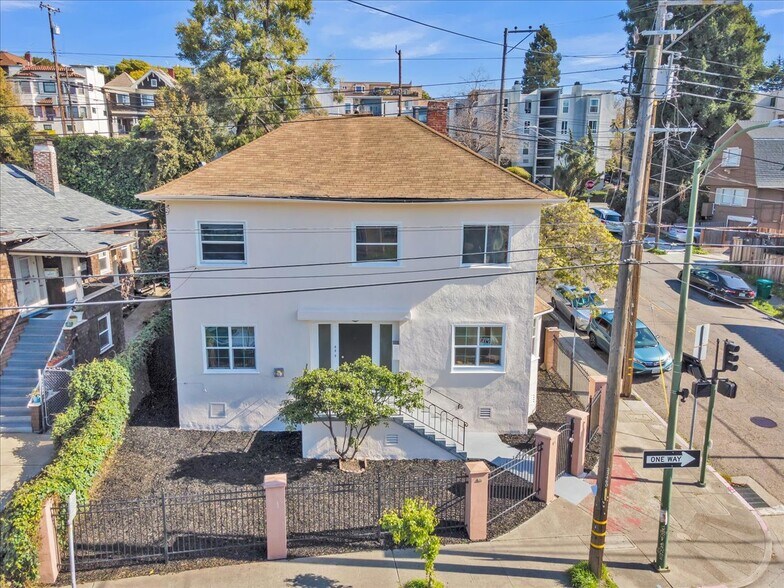 More Photos Of 3300 Harrison St, Oakland Apartments For Sale
