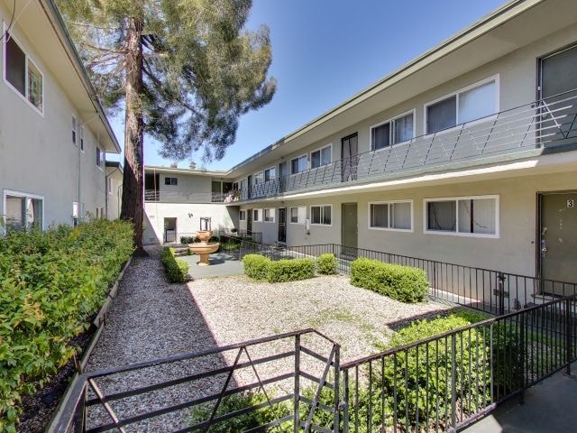 More Photos Of 2505-2525 10th Ave, Oakland Apartments For Sale