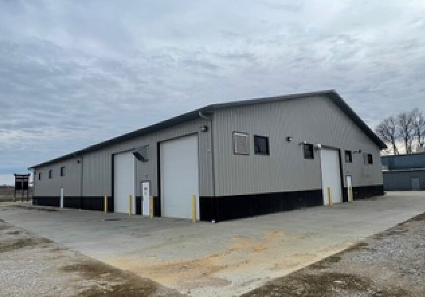 More Photos Of , Martinsville General Retail For Sale