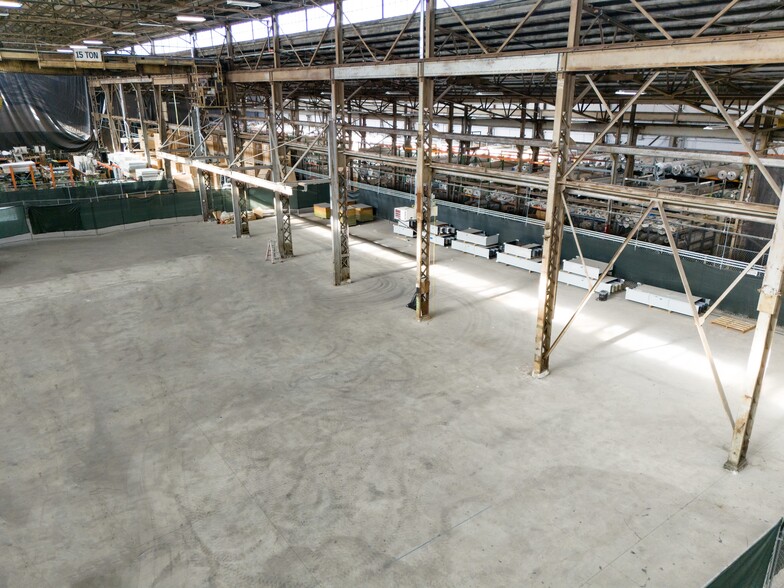 More Photos Of 1 W Barrett Ave, Richmond Warehouse For Lease