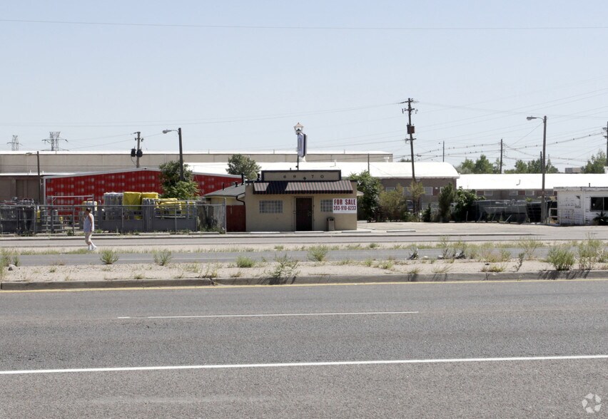 Primary Photo Of 6970 Eudora Dr, Commerce City Showroom For Sale