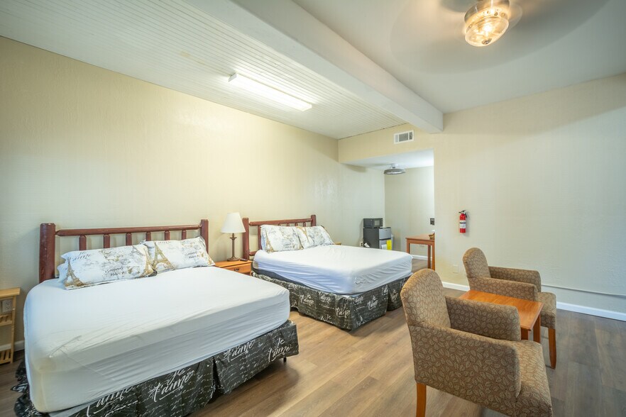 More Photos Of 2306 Sudderth Dr, Ruidoso General Retail For Lease