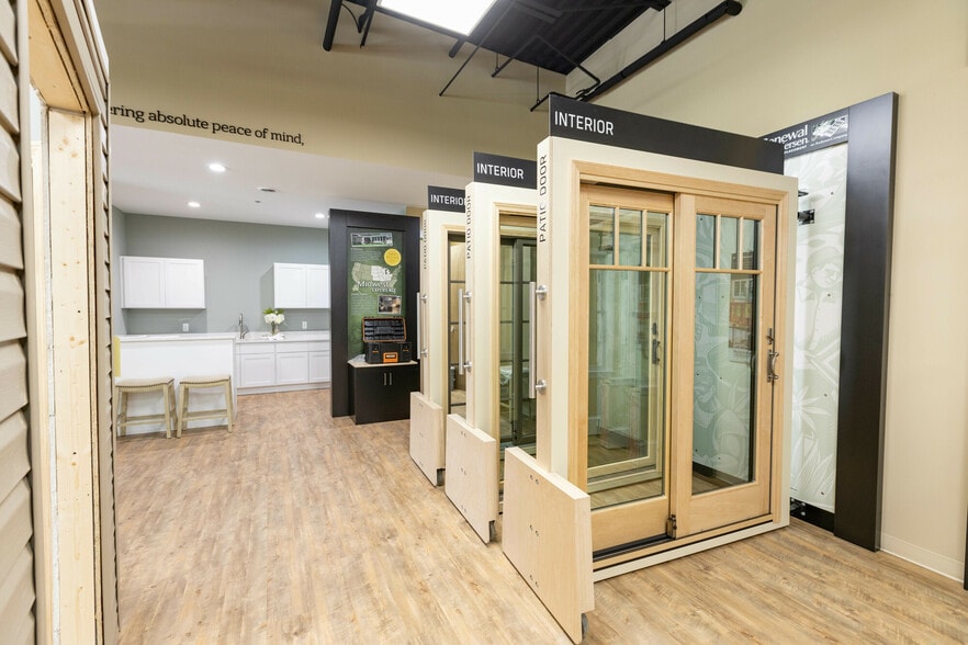 More Photos Of , Wixom Flex For Sale