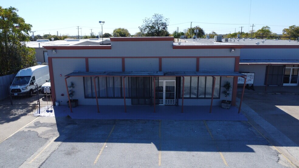 Primary Photo Of 5530 Military Pky, Dallas General Retail For Sale