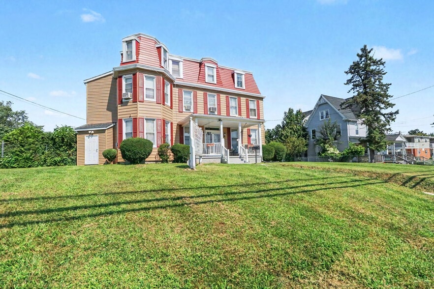 More Photos Of 41 E Bel Air Ave, Aberdeen Assisted Living For Sale