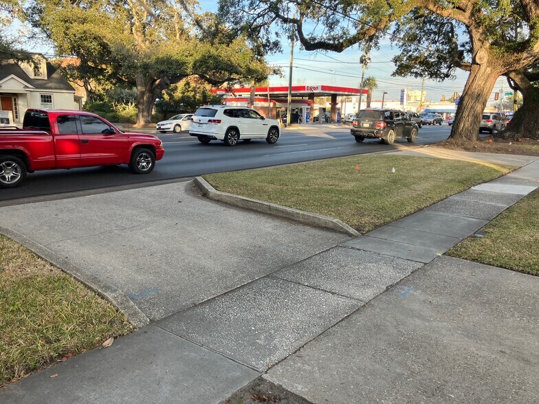 More Photos Of 513 Savannah Hwy, Charleston Medical For Lease