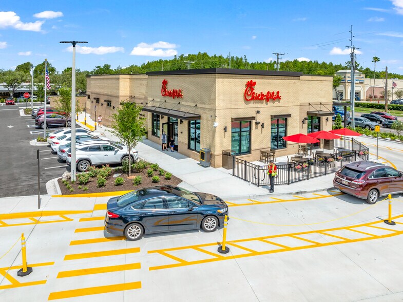 Primary Photo Of N Chick fil A, Tampa Fast Food For Sale