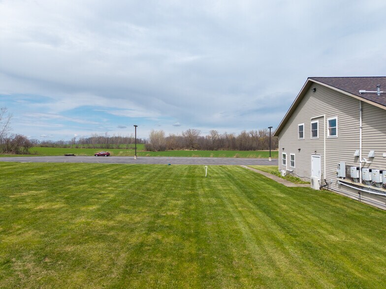 More Photos Of 4647 Reservoir Rd, Geneseo Flex For Sale