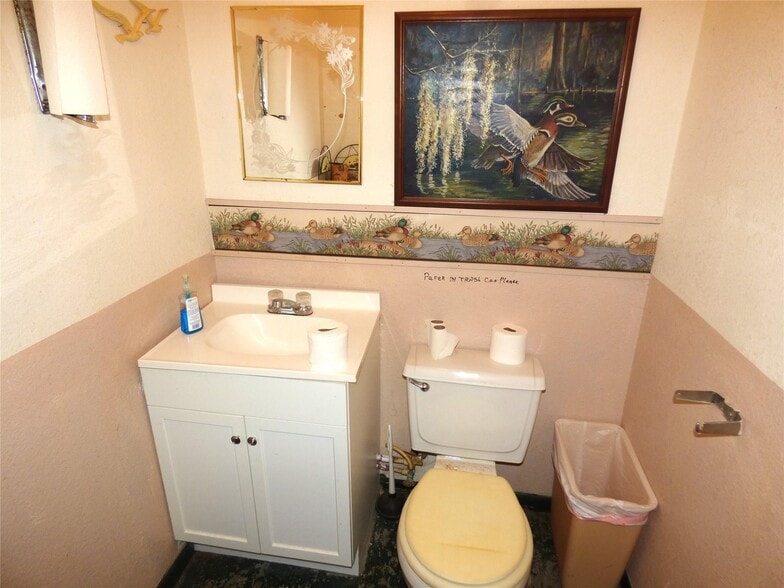 More Photos Of 102 Highway 6, Carbon Restaurant For Sale